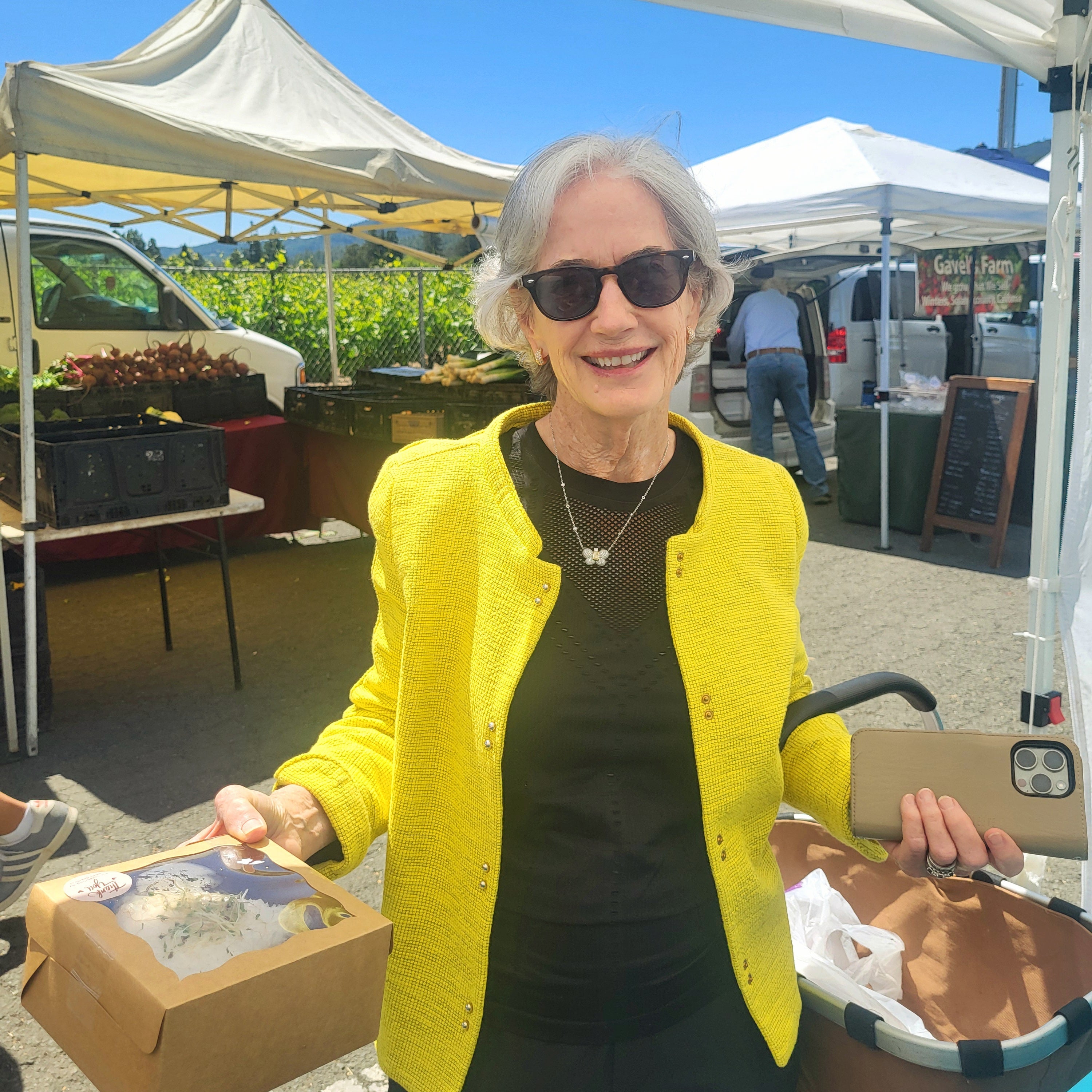 Tartlets with vegetables & mozzarella